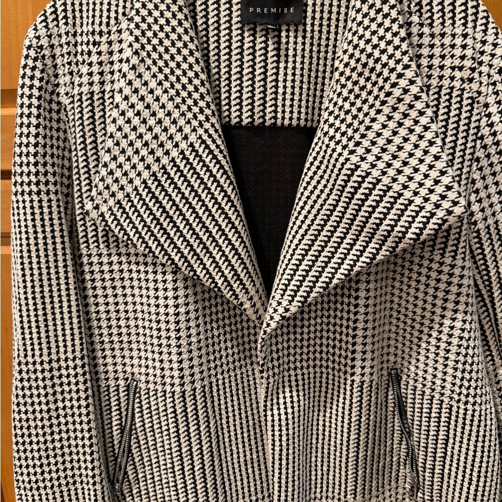 Premise Black & White Houndstooth Blazer